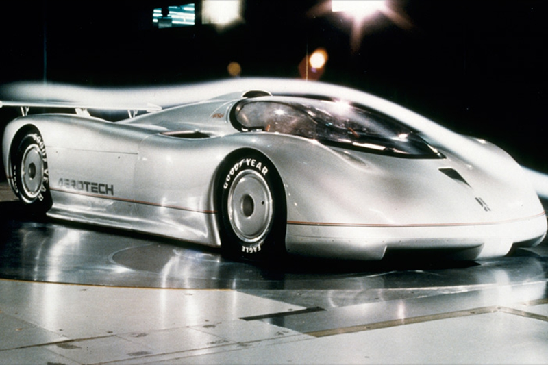 Illustration for article titled The 1987 Oldsmobile Aerotech Was Not Your Great-Grandson's Oldsmobile